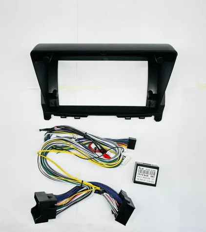 MOLDURA MERCEDES BENZ CLASS C 2007/2011 9"