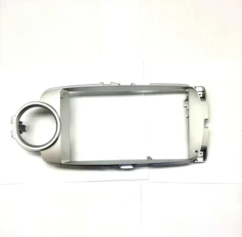 MOLDURA TOYOTA VITZ 2012/2017 9"