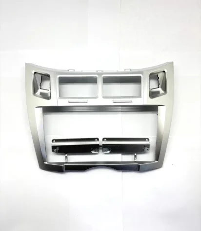 MOLDURA TOYOTA VITZ PREMIUM 2006/2011 9"
