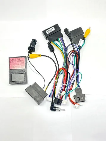 MOLDURA FORD FUSION 2010 10.1"